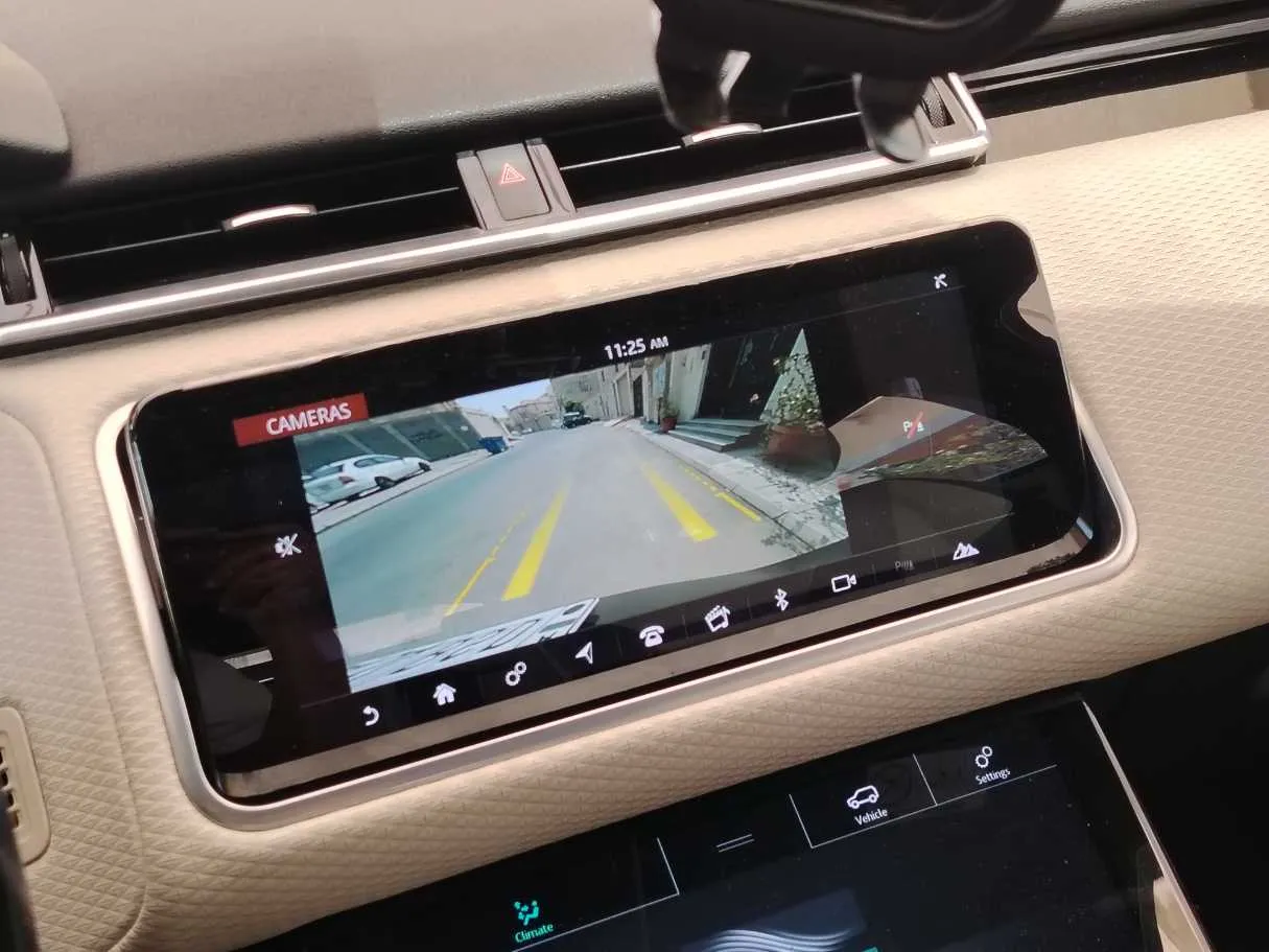 Car image 21