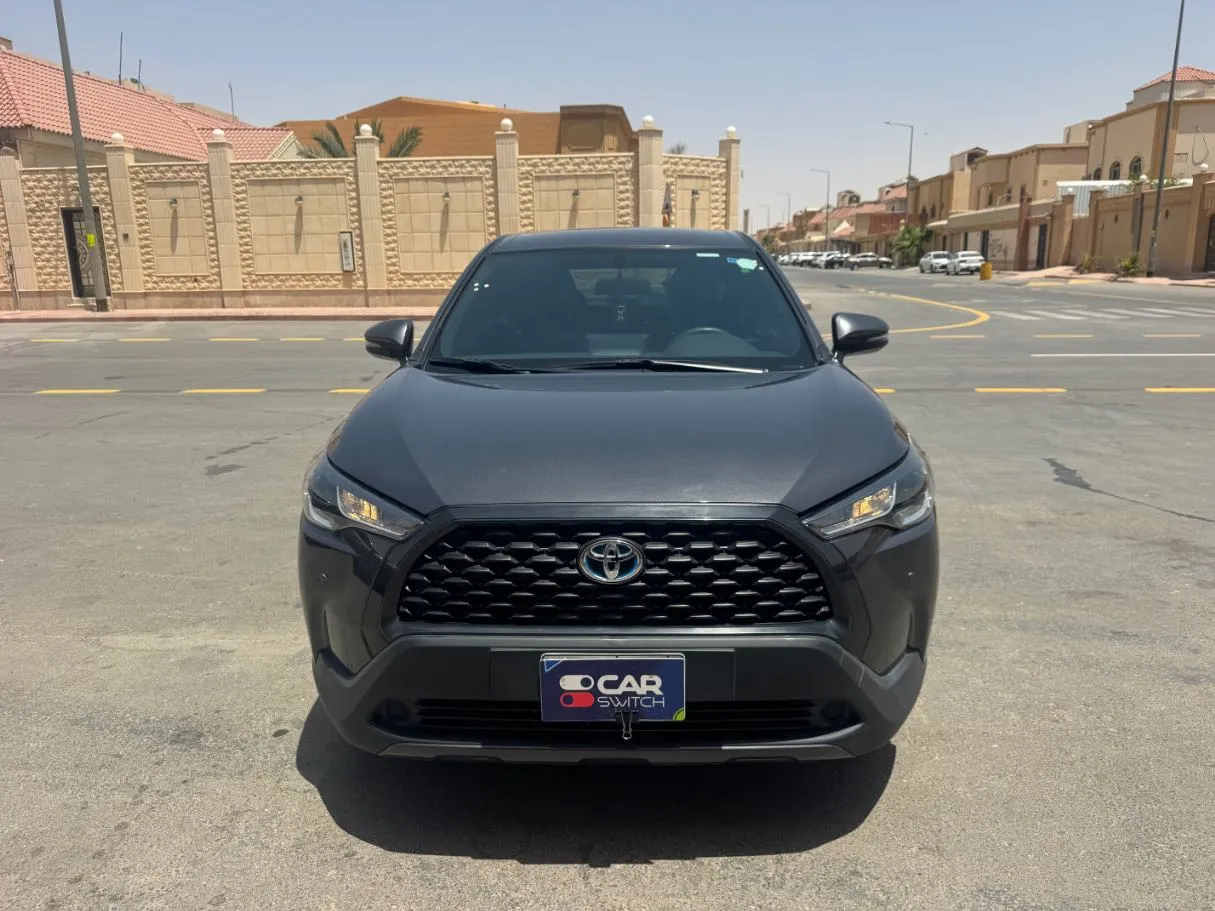 Car image 2