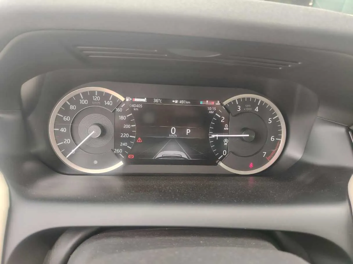 Car image 25