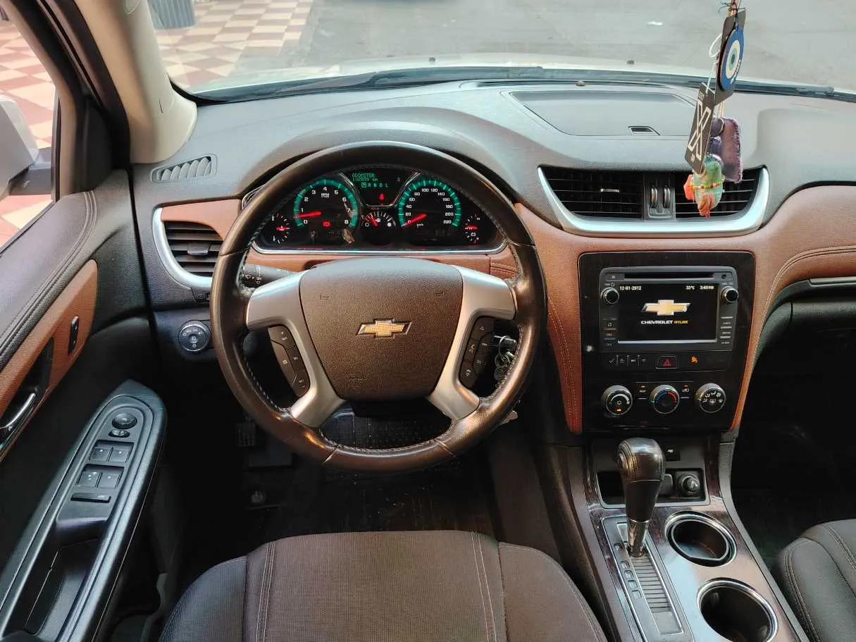 Car image 22