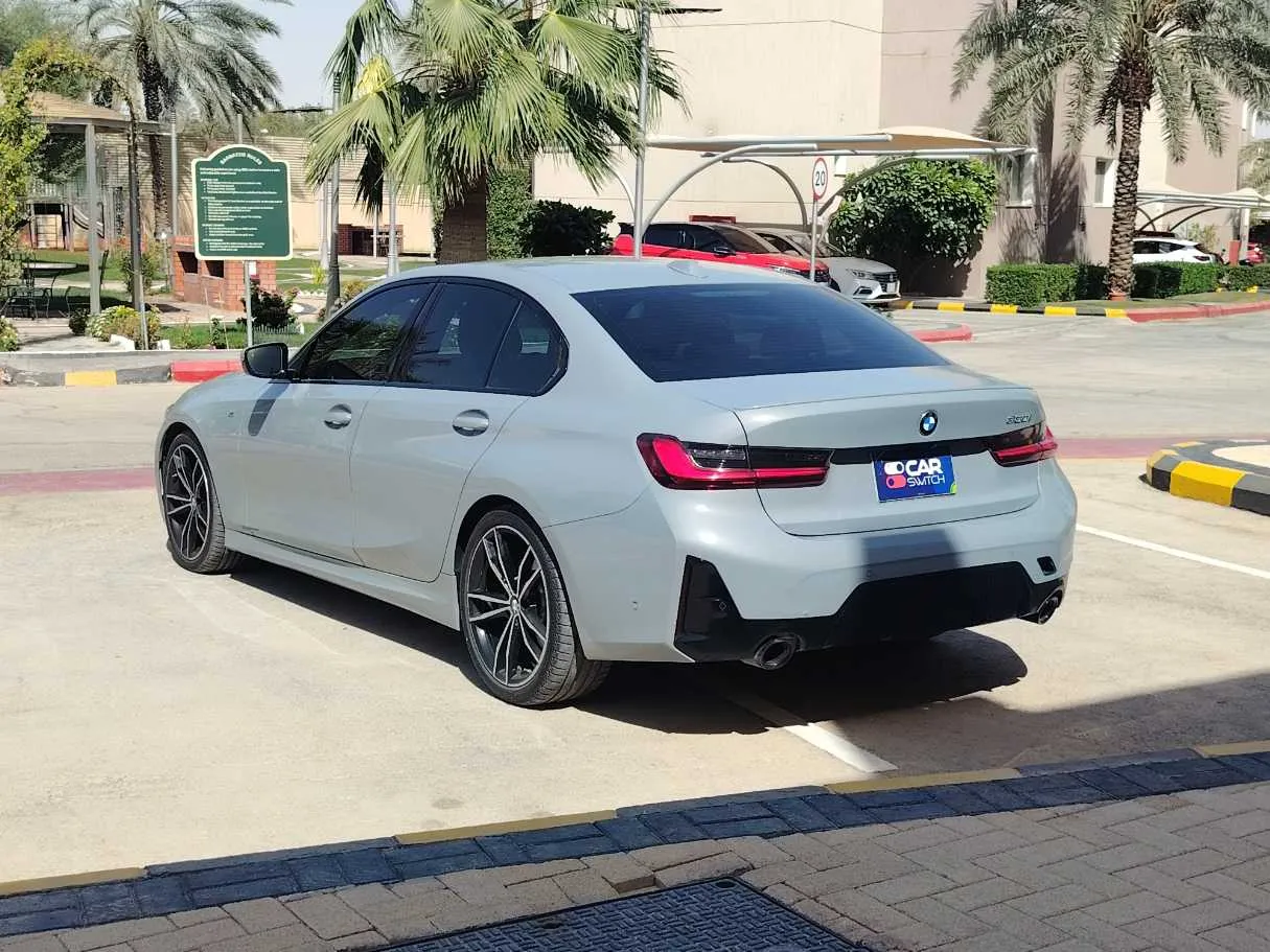 Car image 7