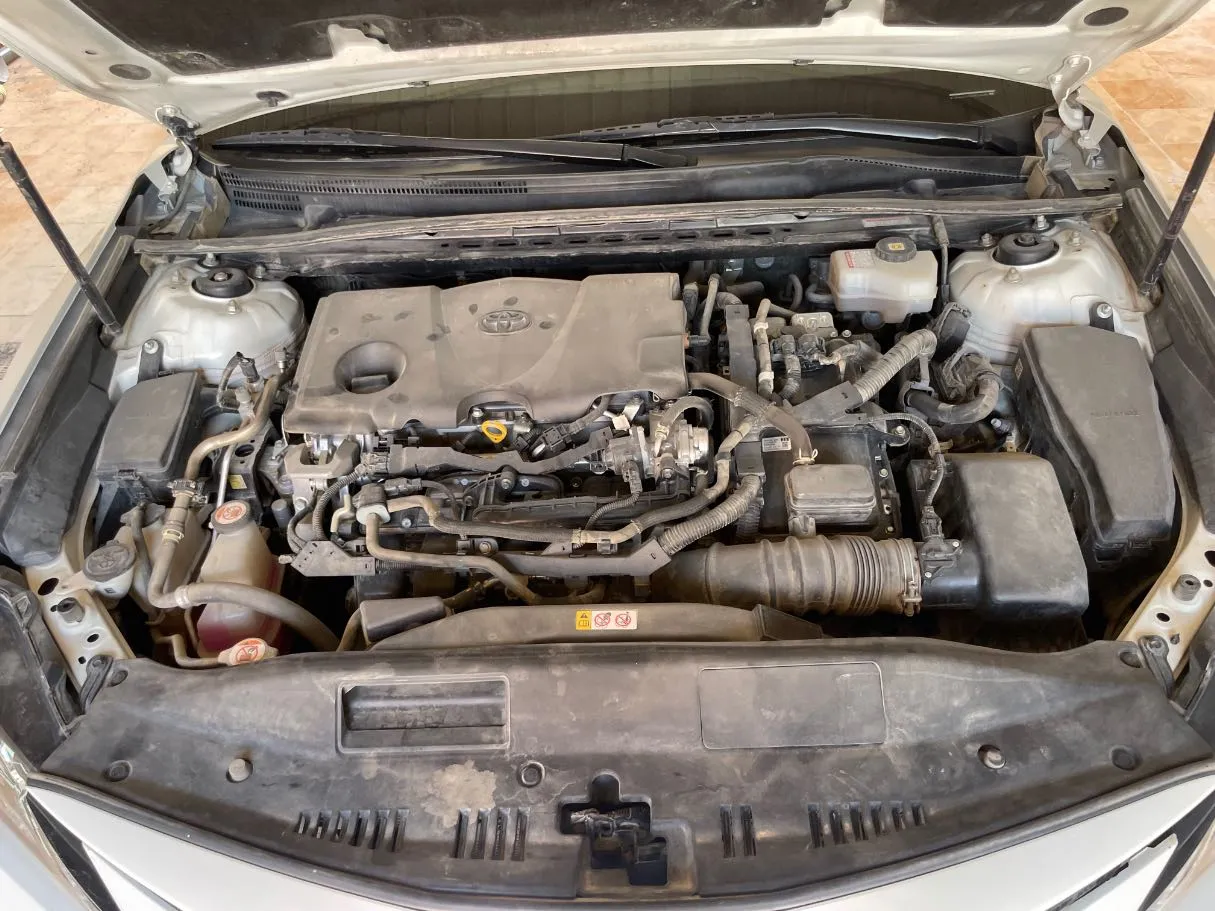 Car image 24