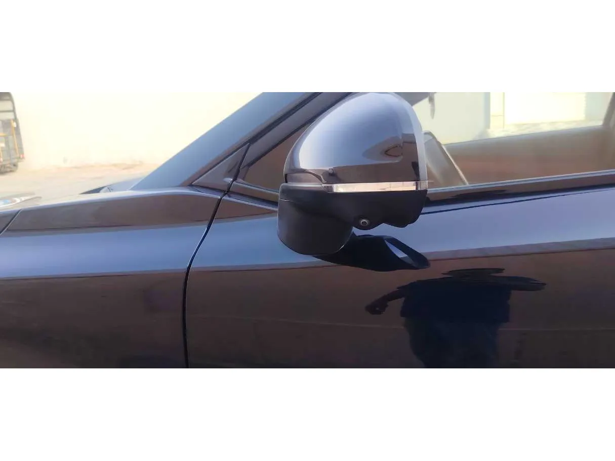 Car image 34