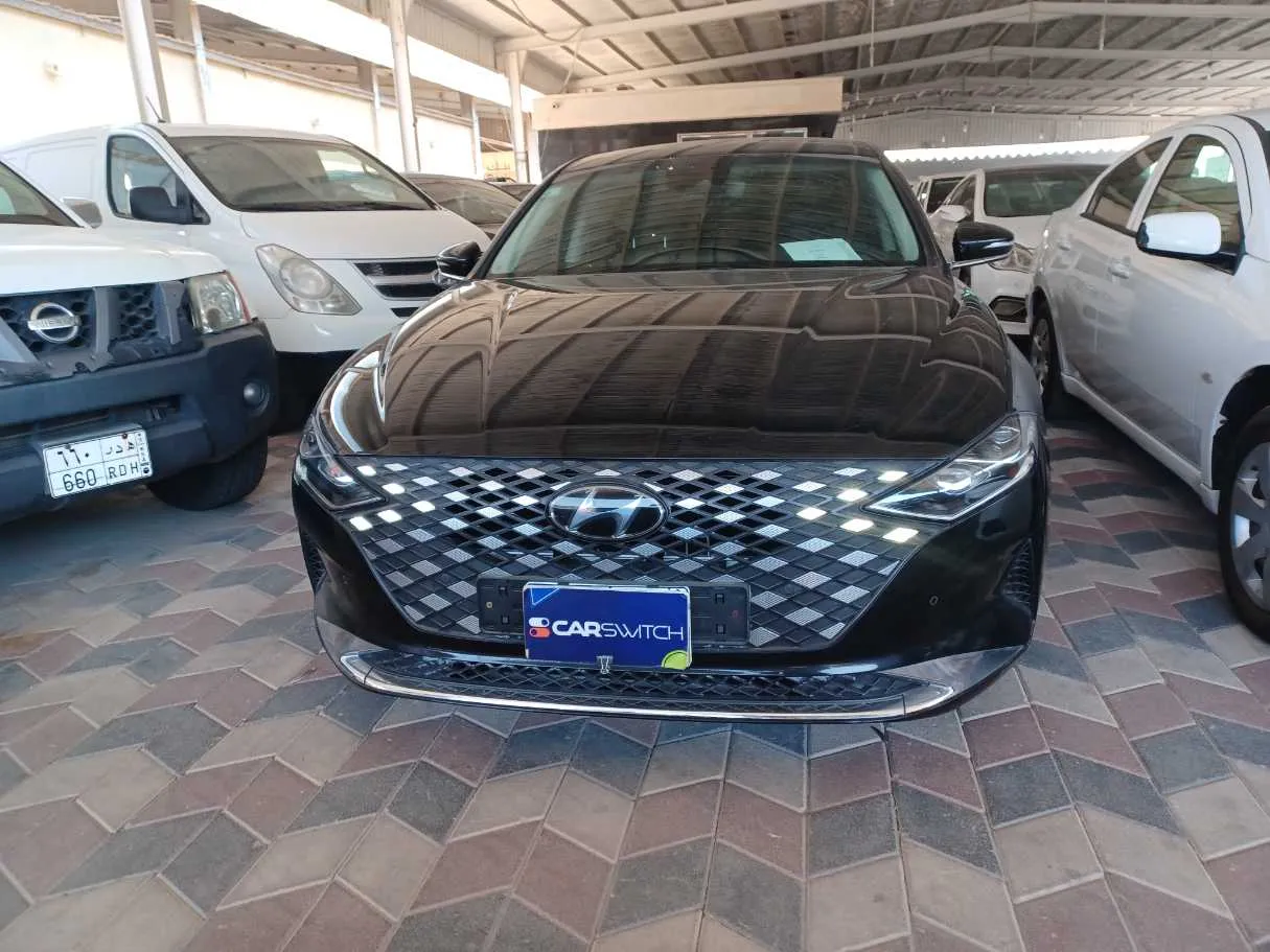 Car image 2