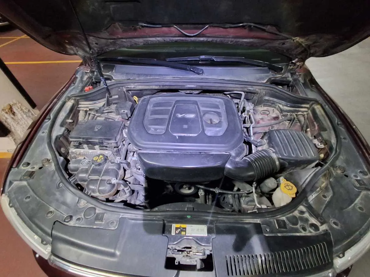 Car image 21
