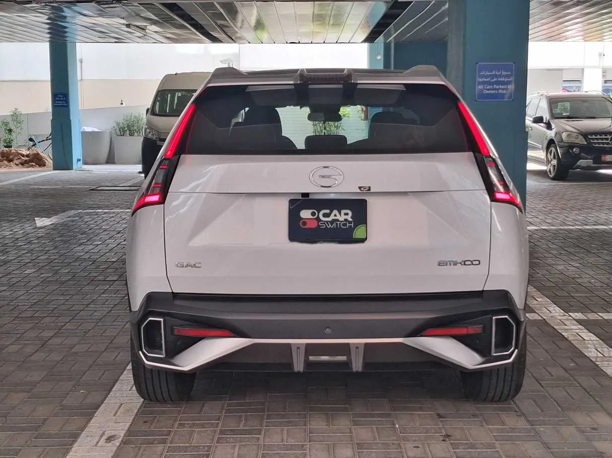 Car image 6