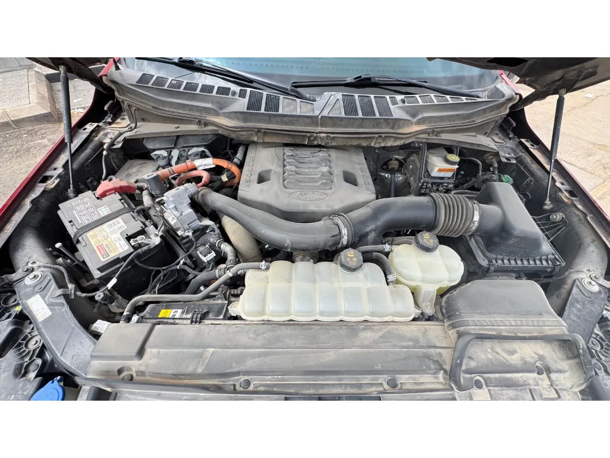 Car image 28