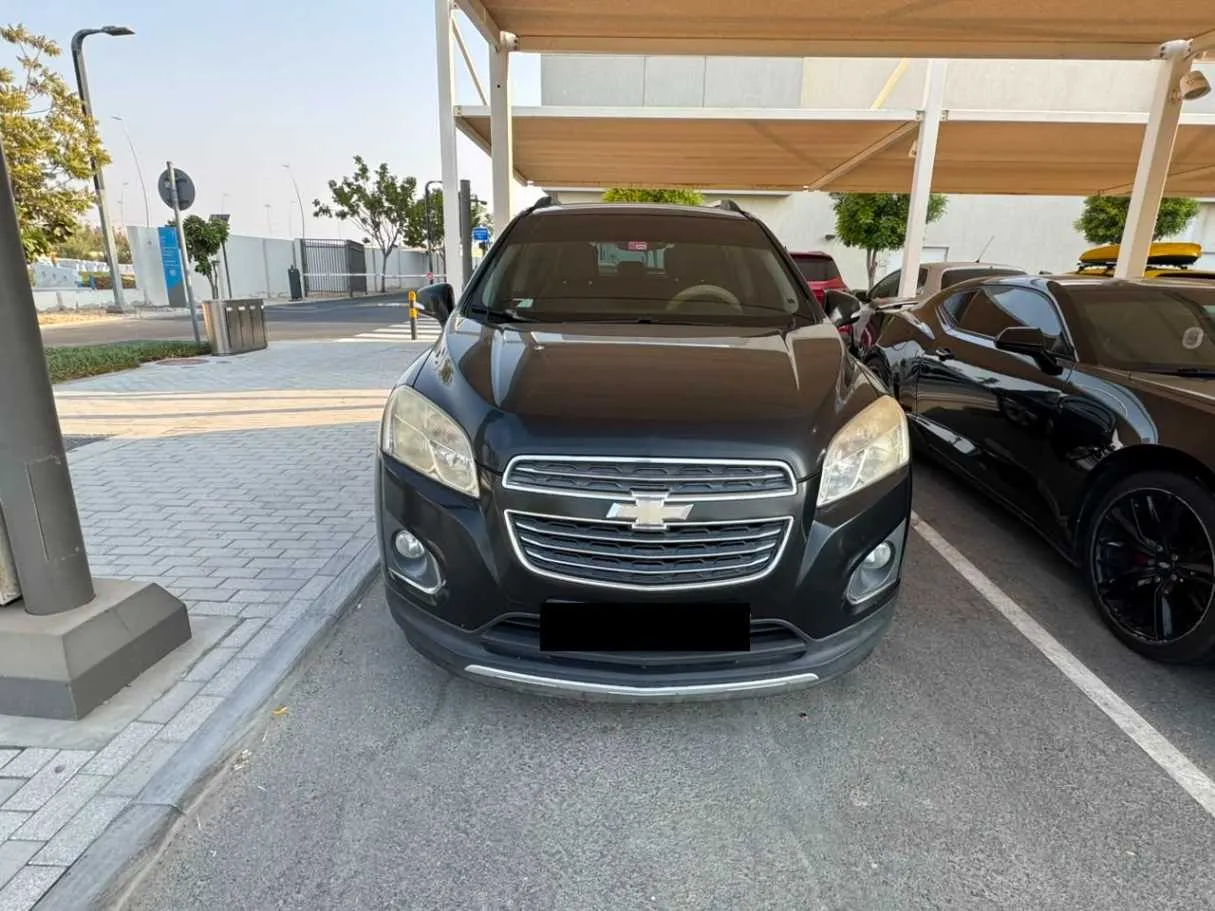 Car image 3
