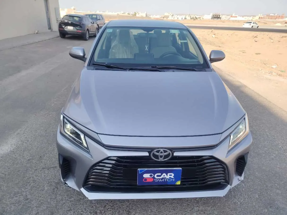 Car image 2
