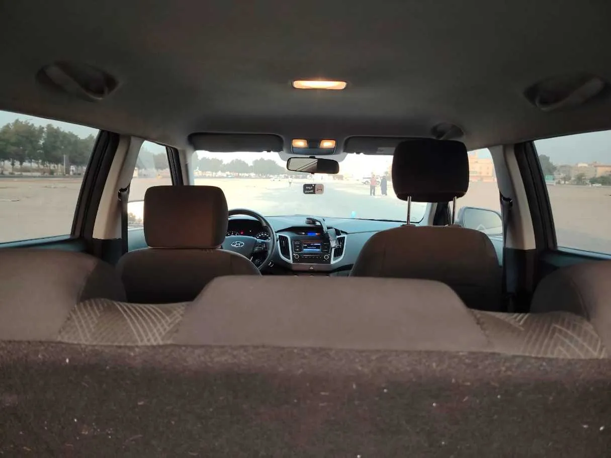 Car image 20