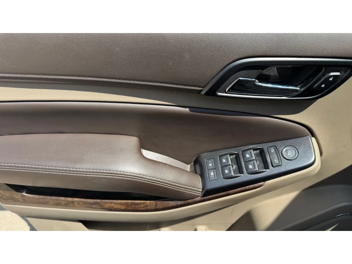 Car image 28