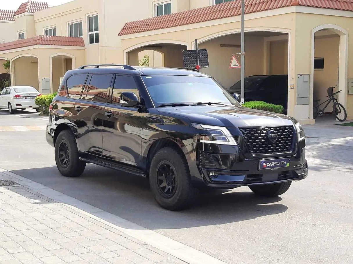 Car image 4