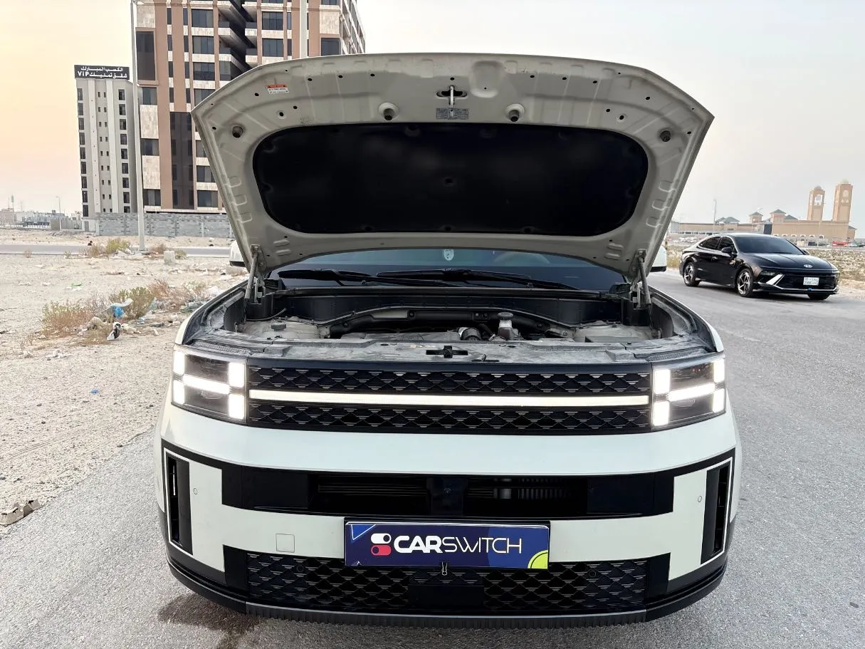 Car image 36