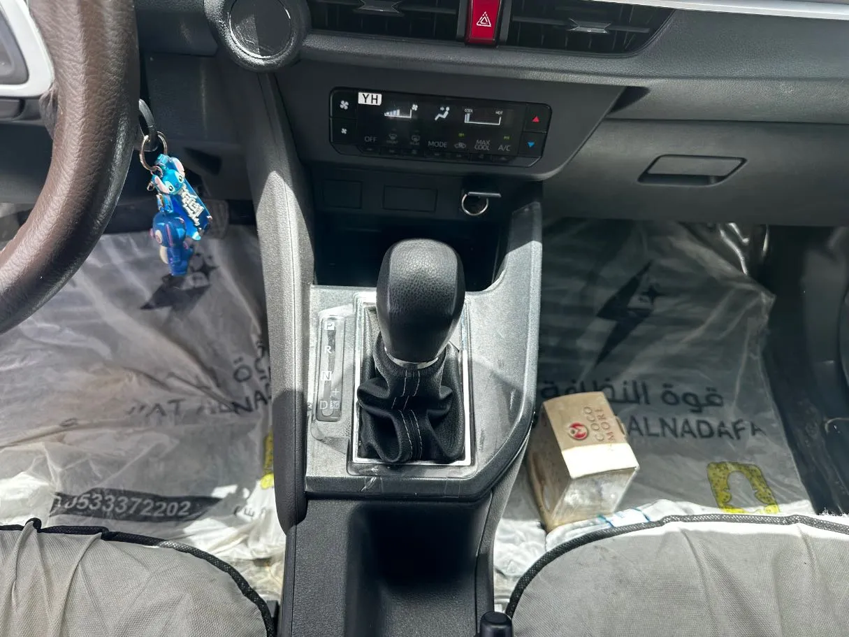 Car image 16