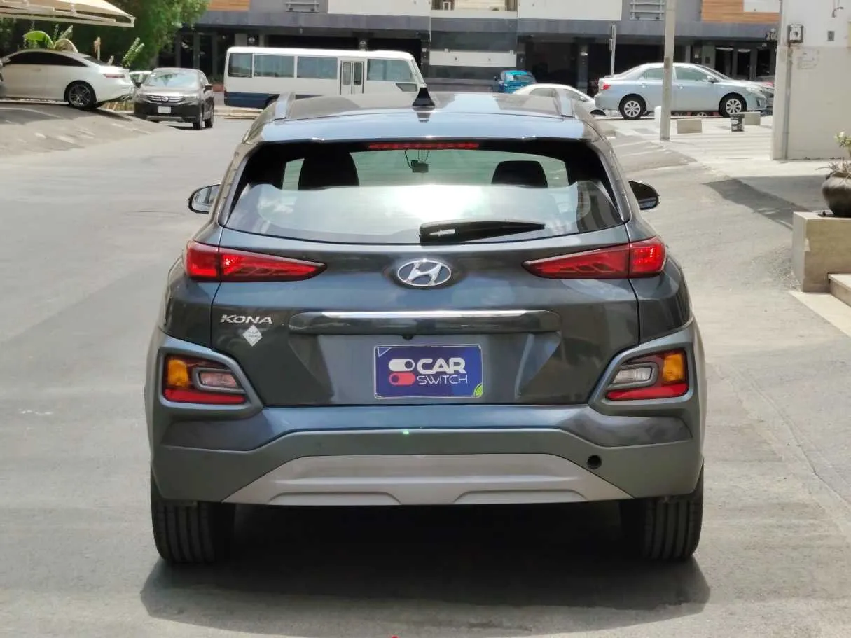 Car image 6