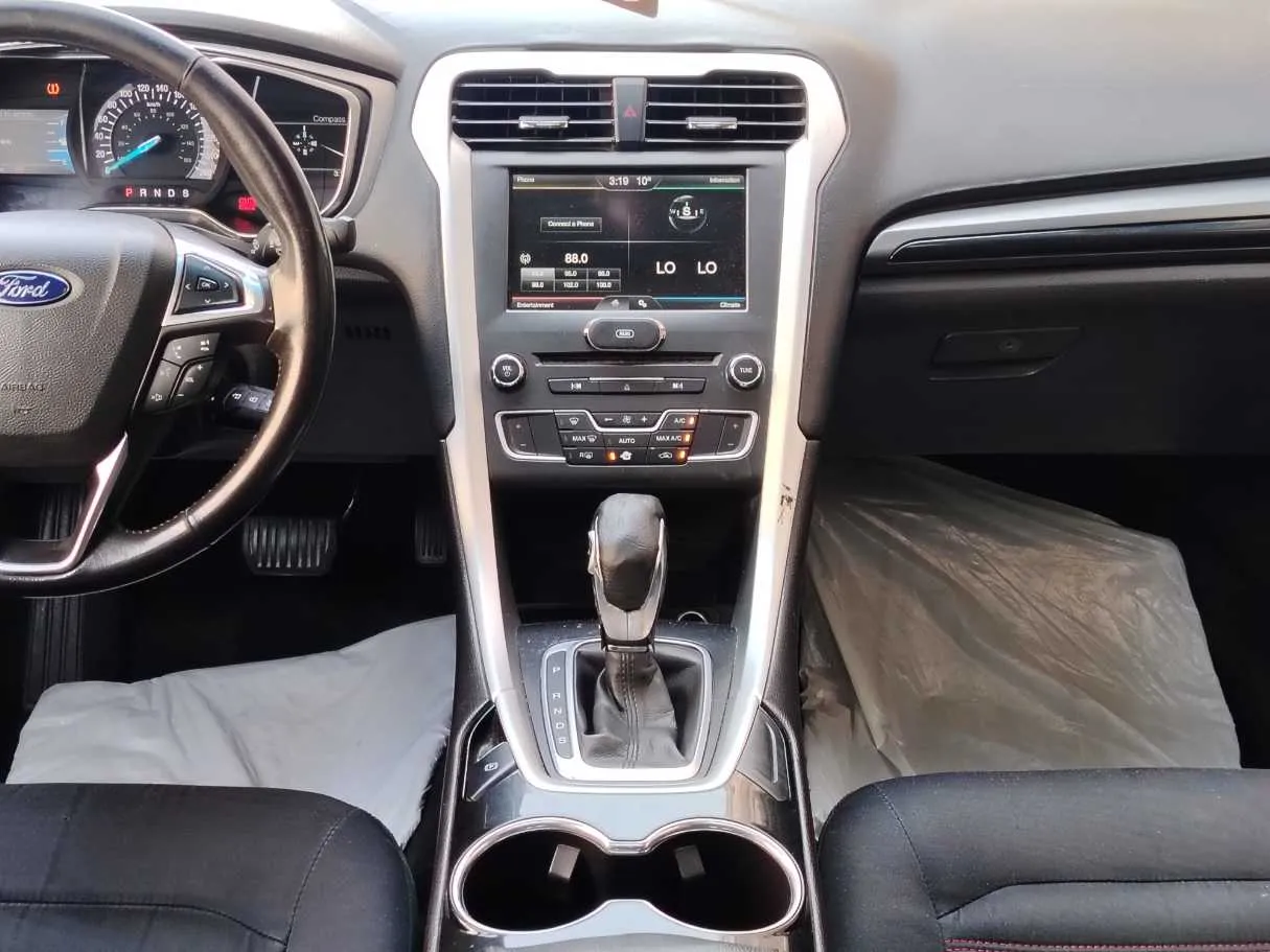 Car image 21
