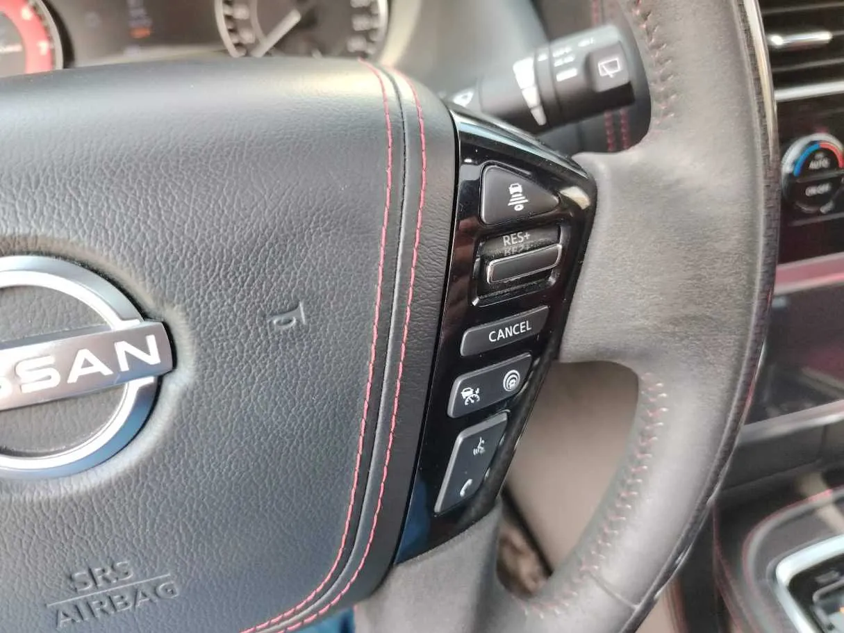 Car image 36