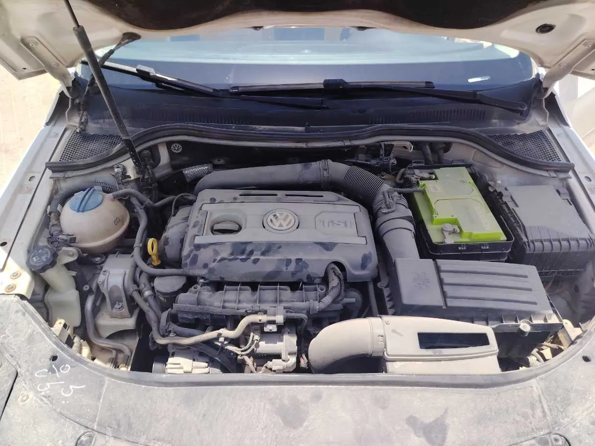 Car image 31