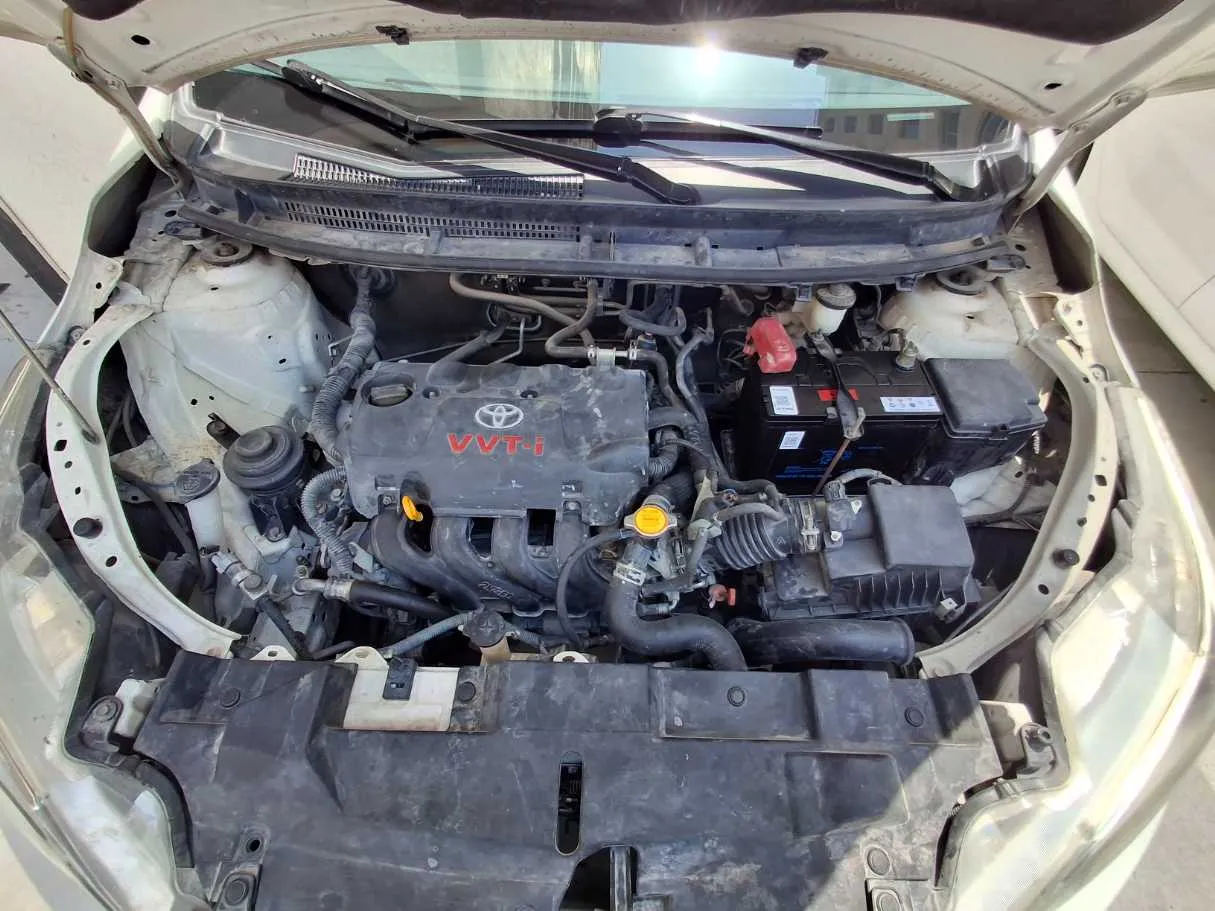 Car image 20