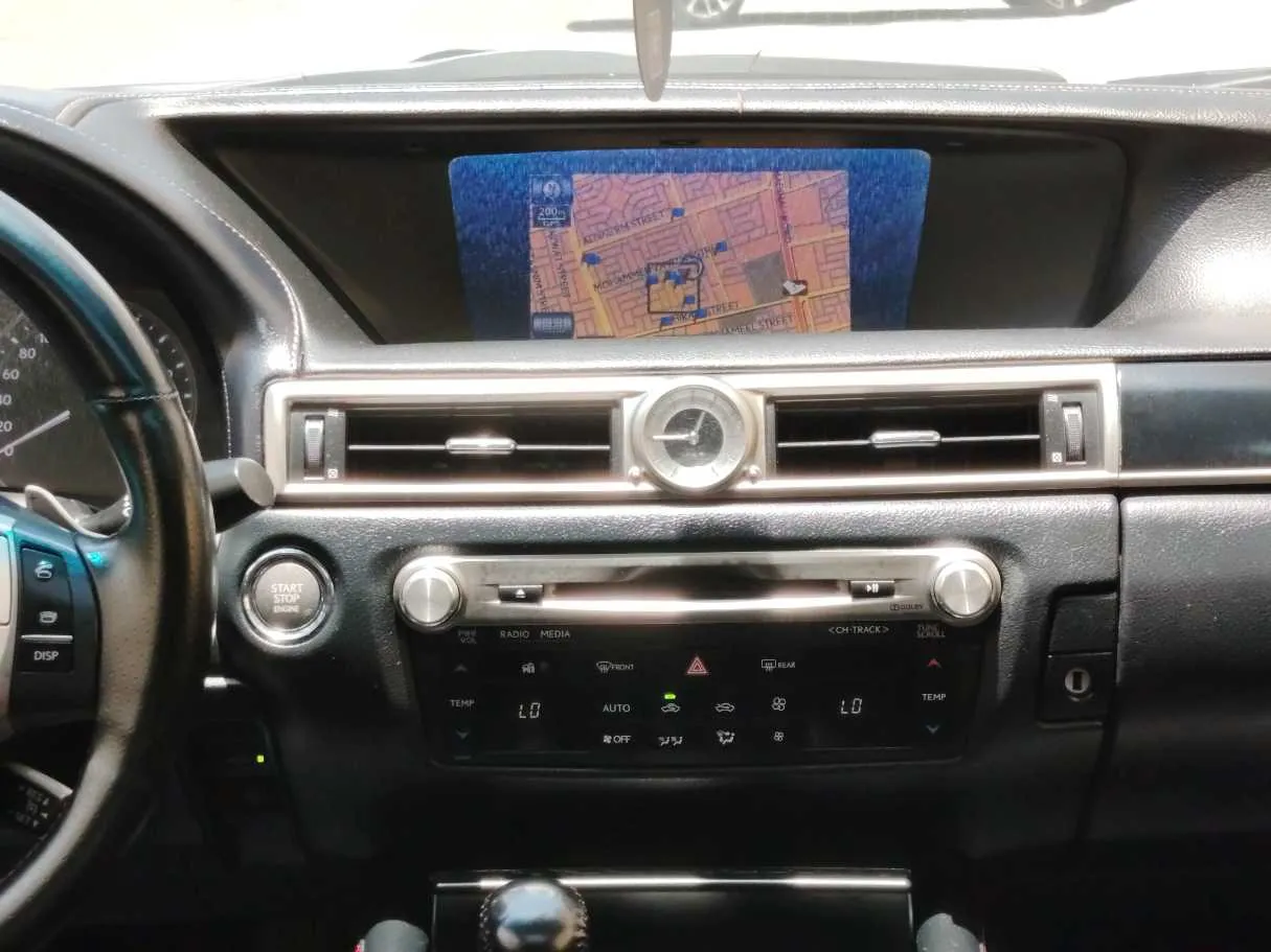 Car image 21