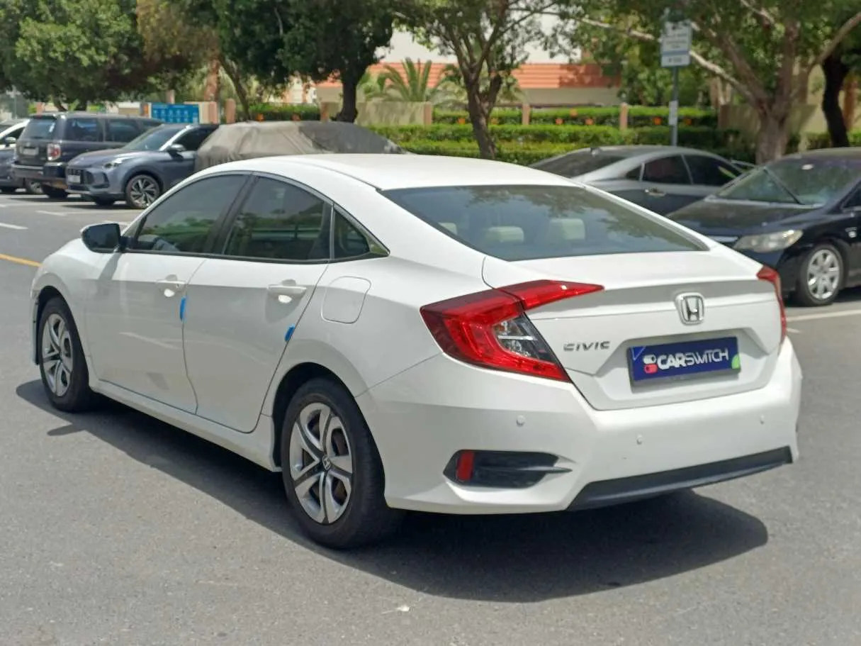Car image 7