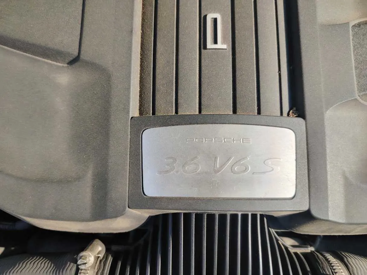 Car image 48