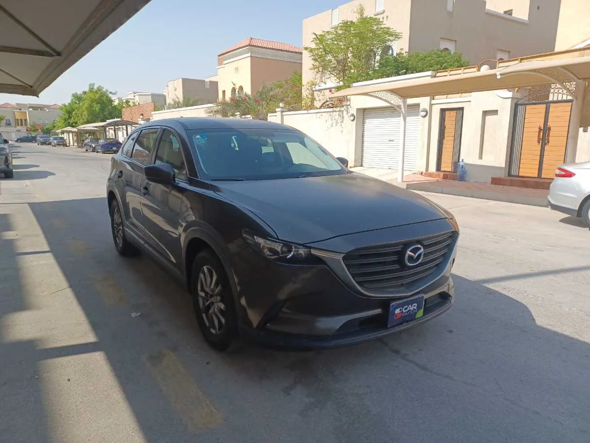 Car image 3