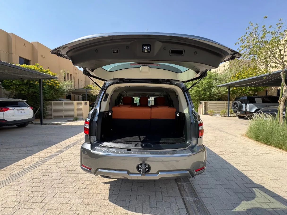 Car image 22