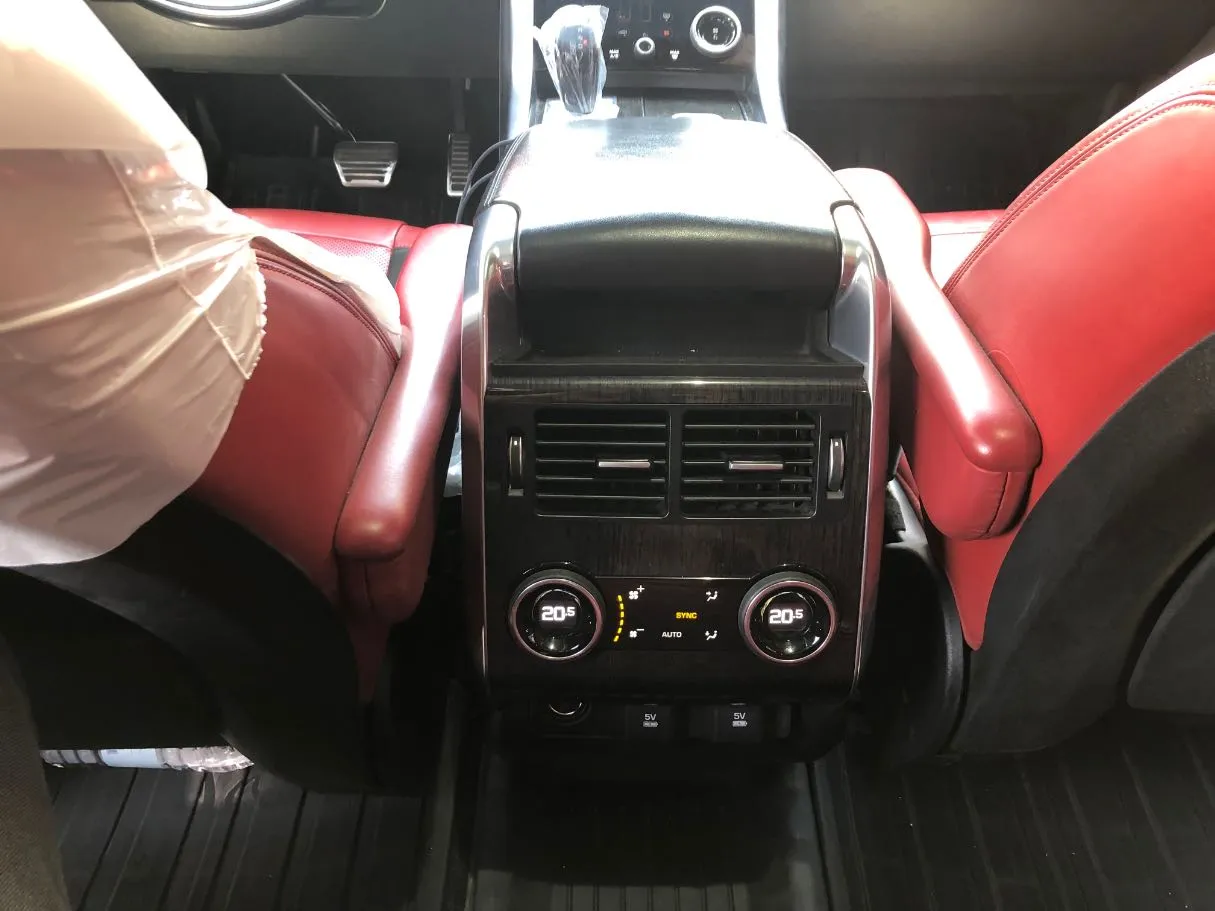 Car image 20