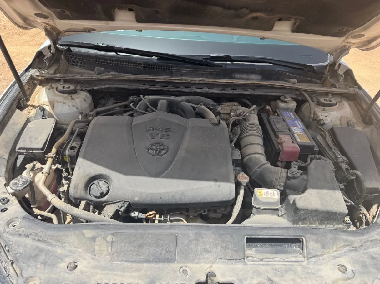 Car image 22