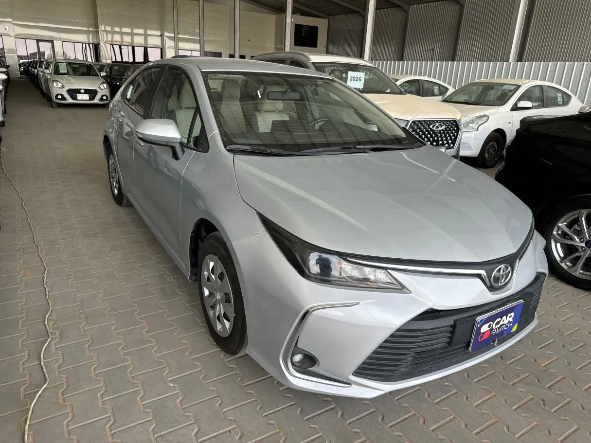 Car image 3
