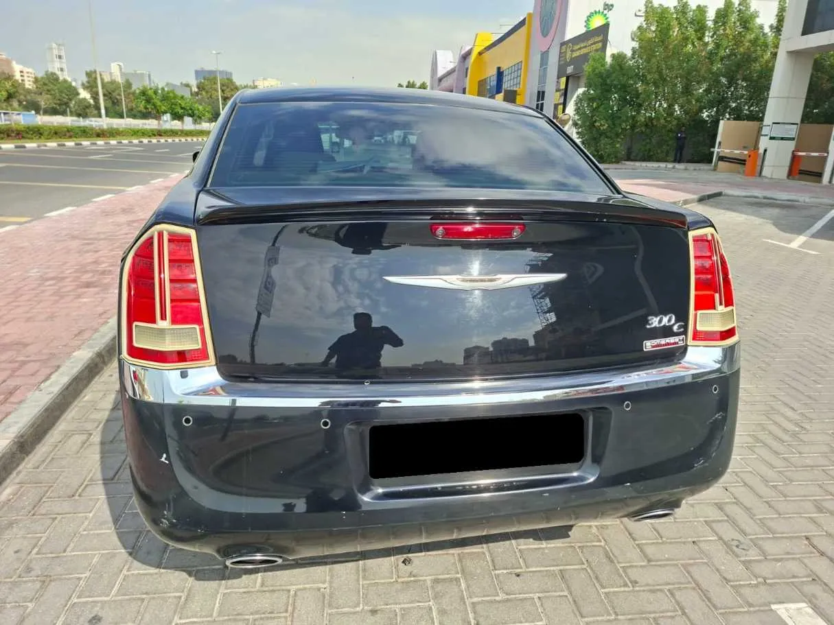 Car image 5