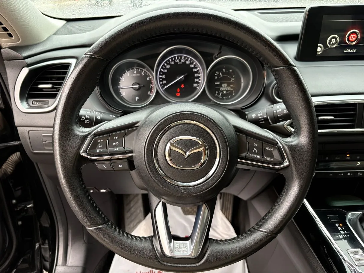 Car image 21