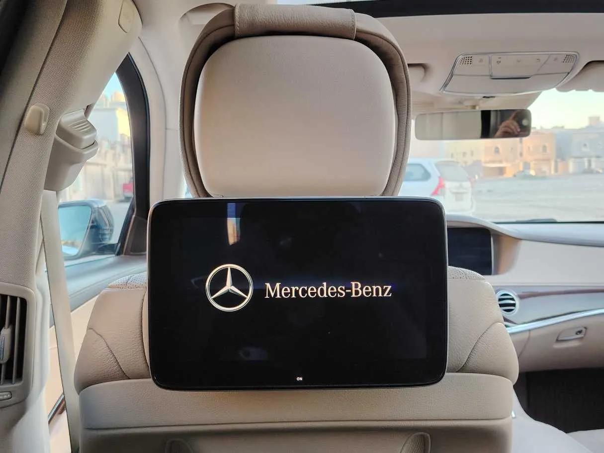 Car image 31