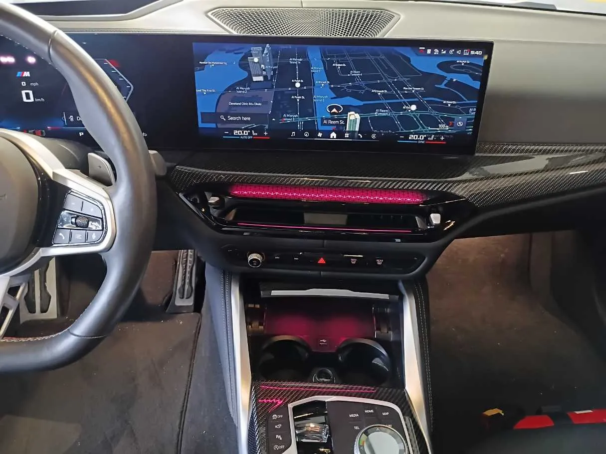 Car image 16