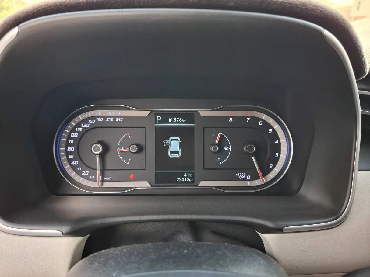Car image 17