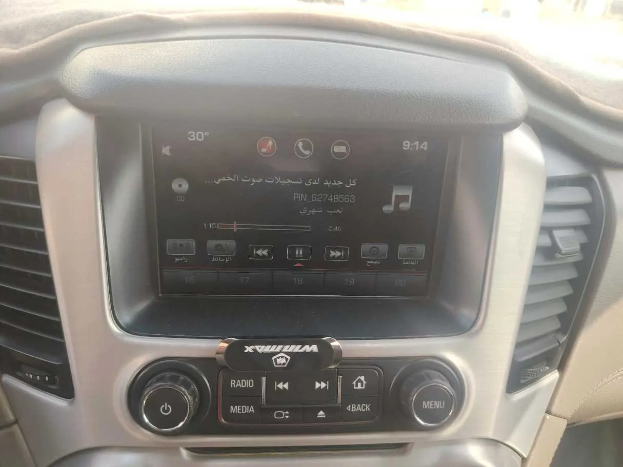 Car image 25