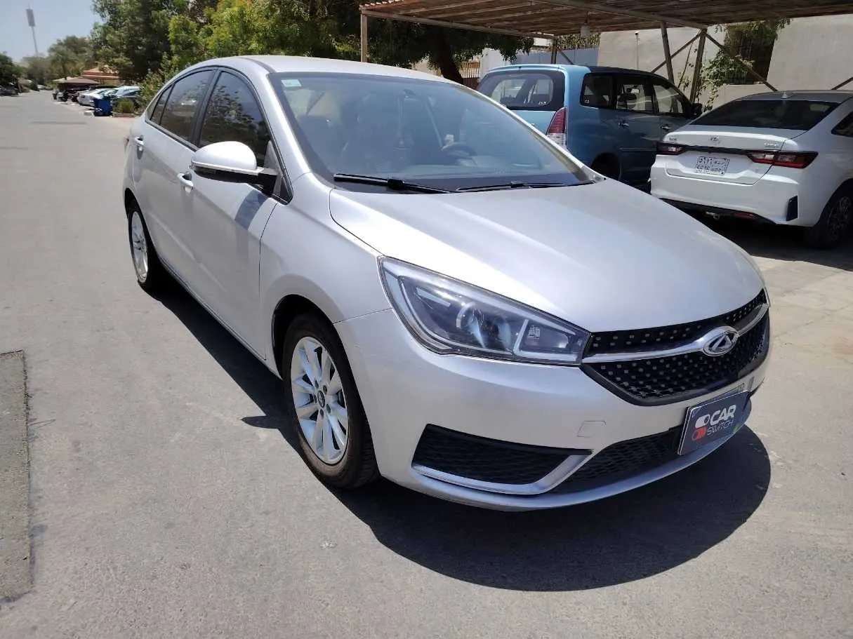 Car image 3