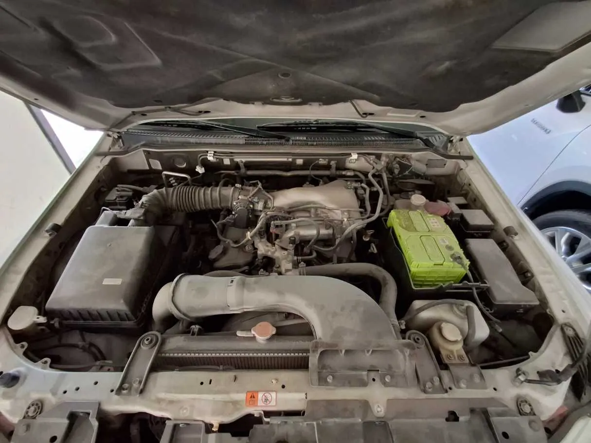 Car image 20