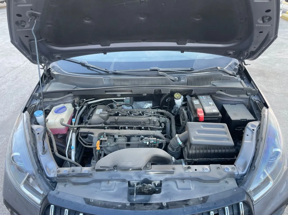 Car image 24