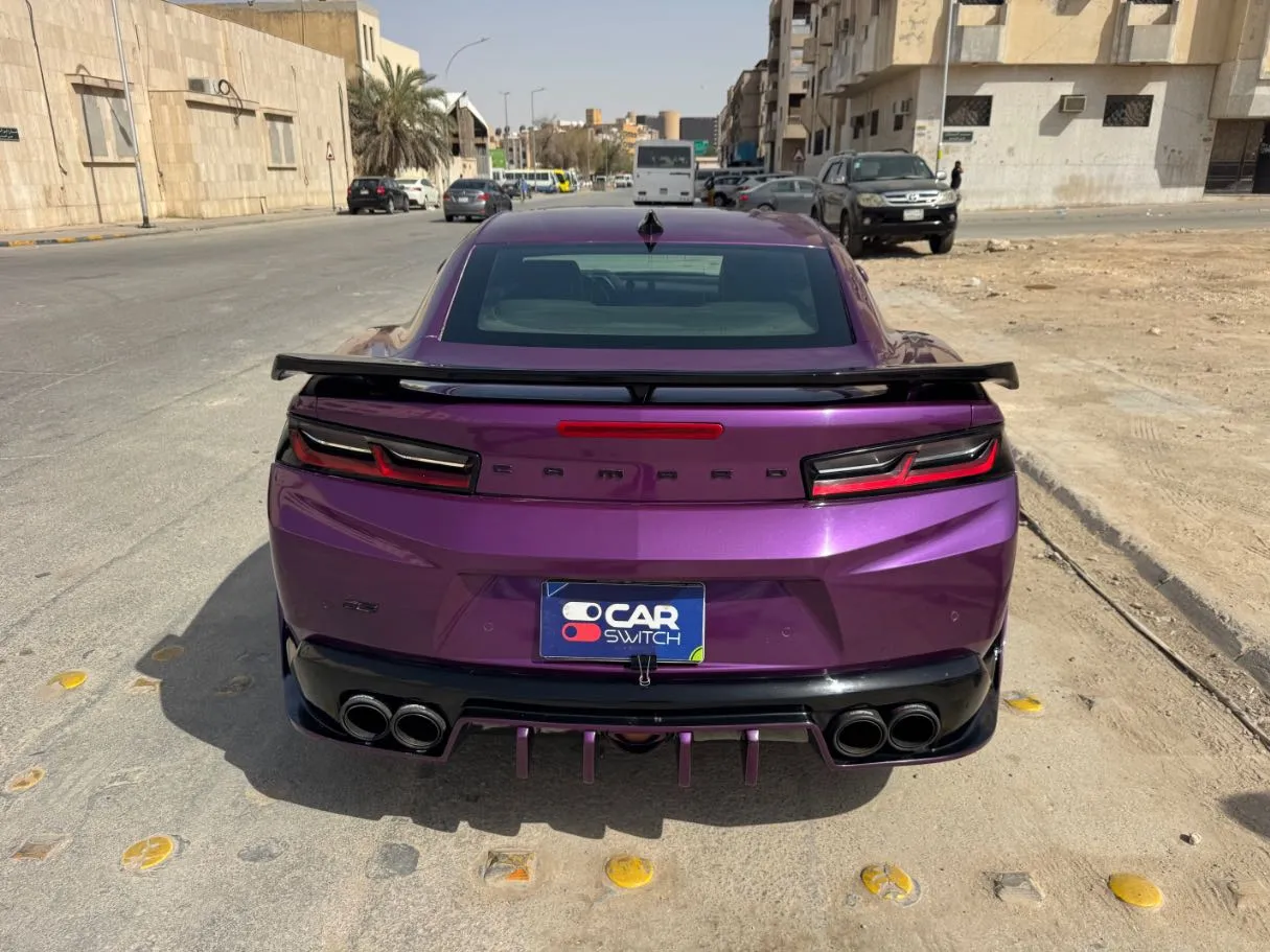 Car image 6