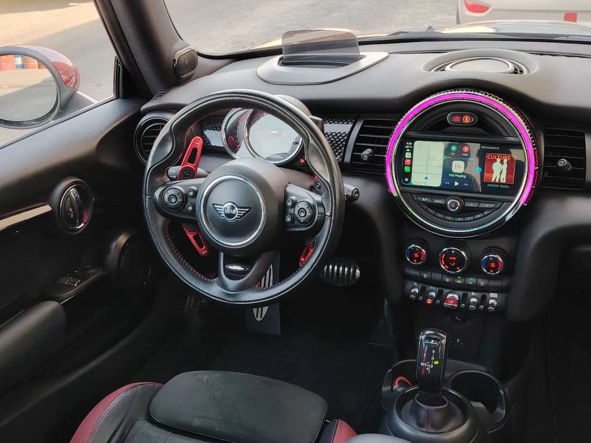 Car image 20
