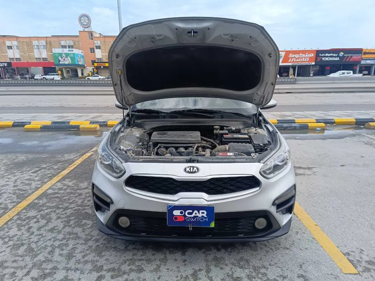 Car image 26