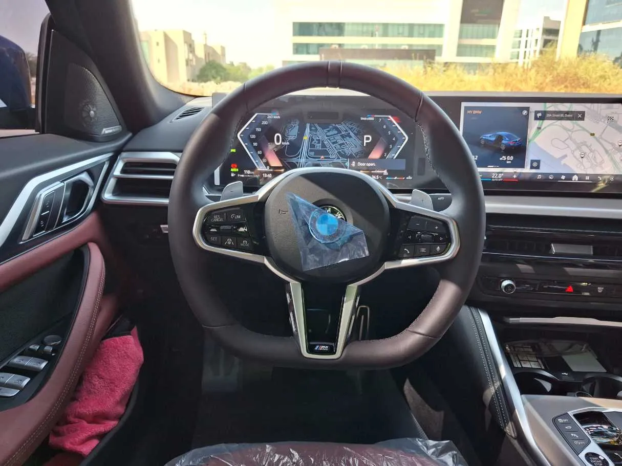 Car image 17