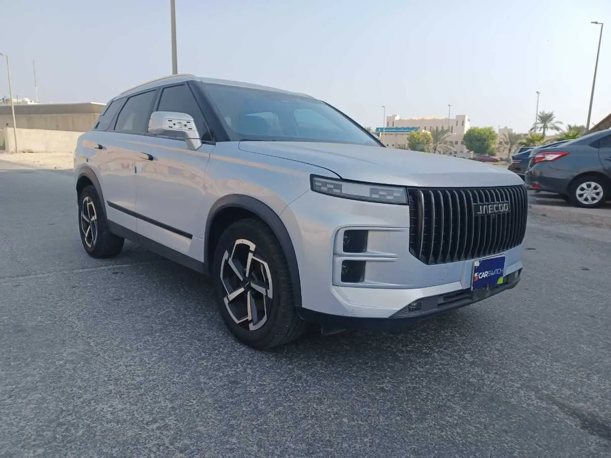 Car image 3
