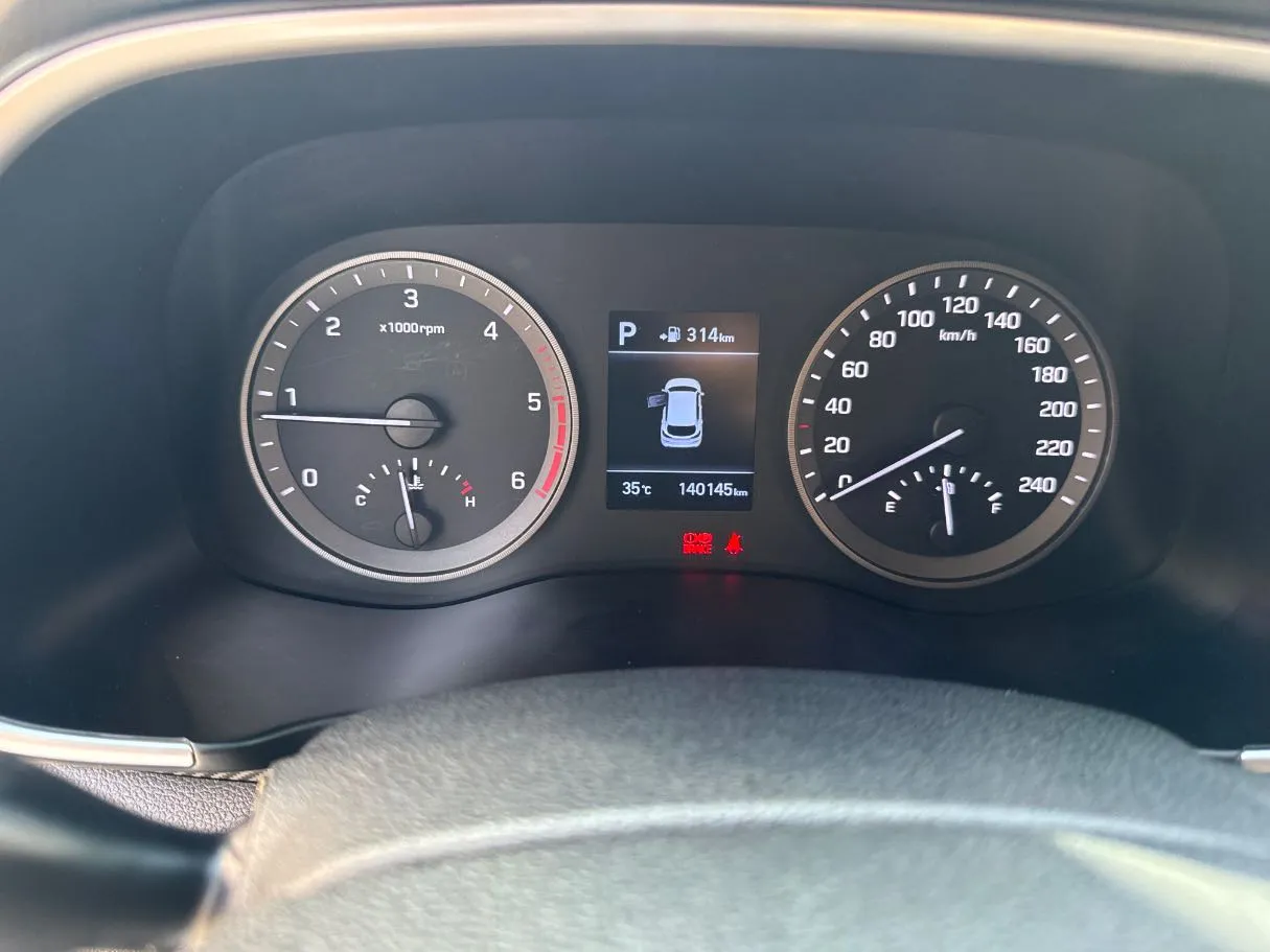 Car image 20