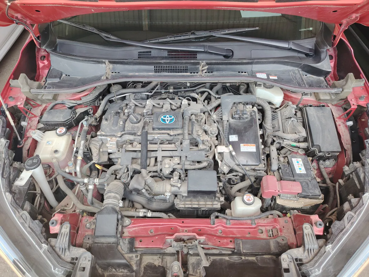 Car image 30
