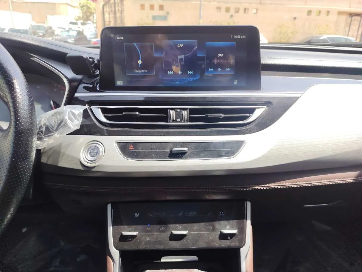 Car image 22