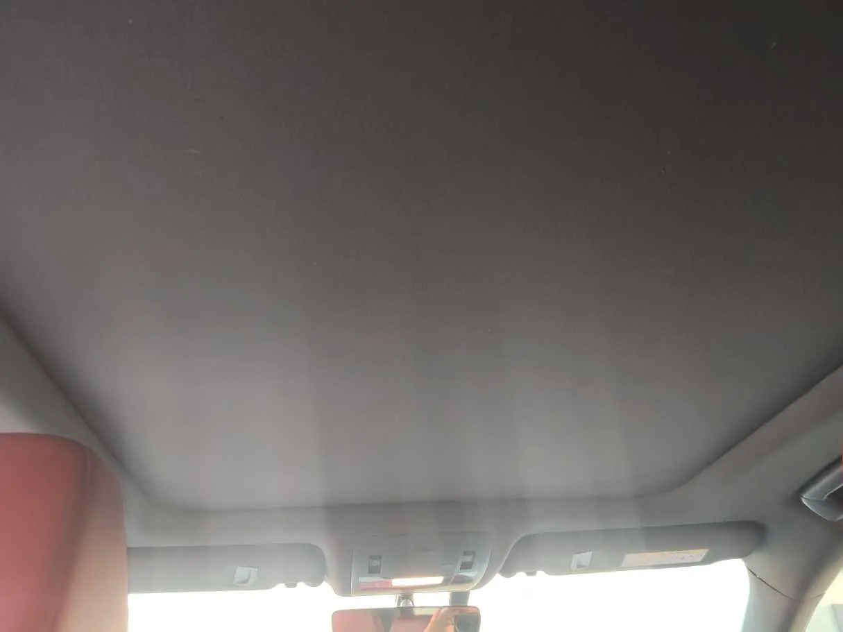 Car image 34