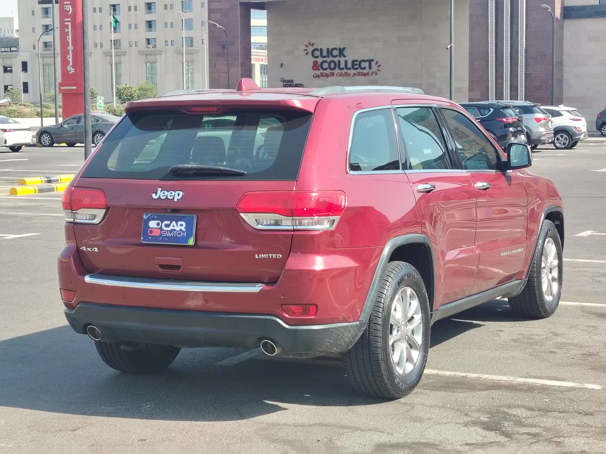 Car image 5